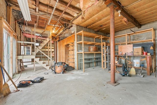 96 Water St, Danvers, MA 01923