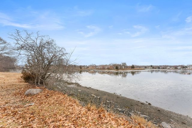 96 Water St, Danvers, MA 01923