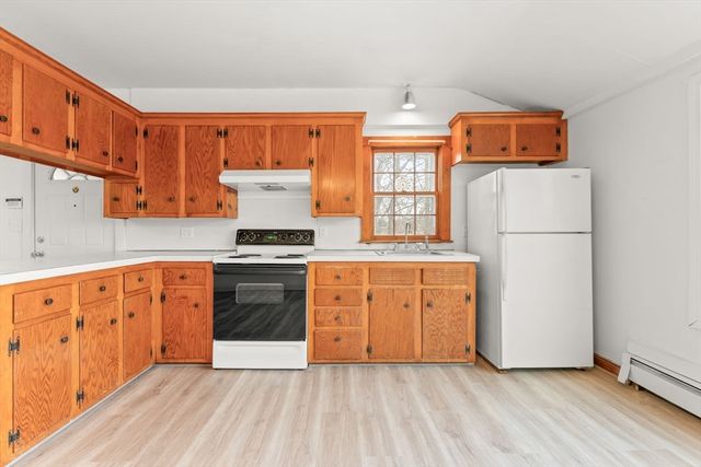 96 Water St, Danvers, MA 01923