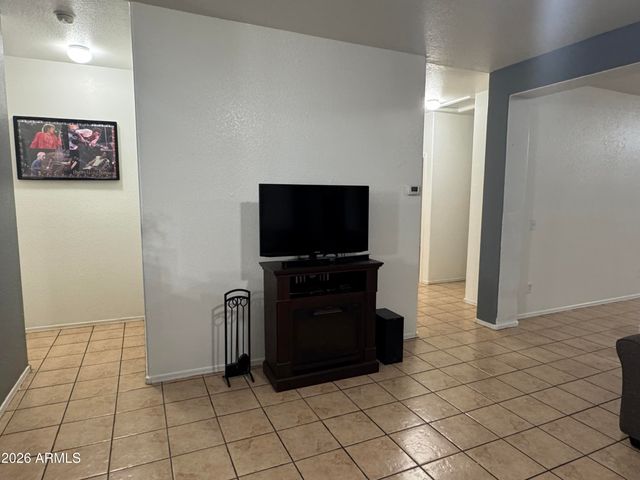 9730 W PAYSON Road, Tolleson, AZ 85353