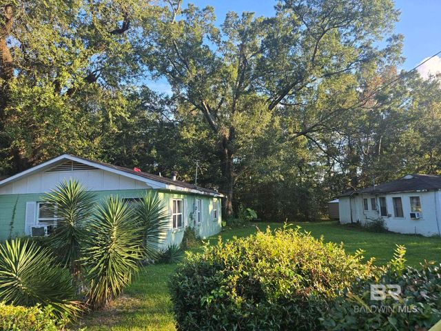 127 Shelton Beach Road, Mobile, AL 36571