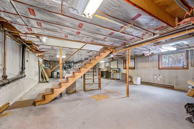 1718 Paine Turnpike, Berlin, VT 05602