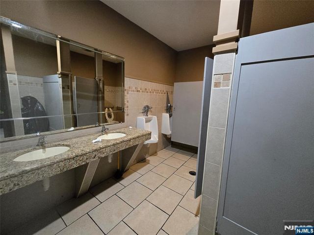 415-417 Halsey Street, Newark, NJ 07102