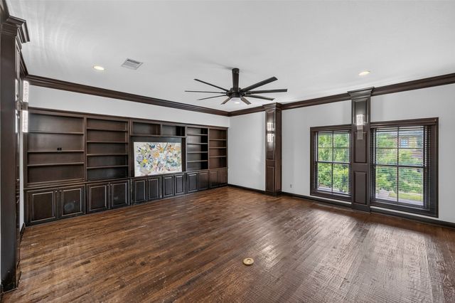 2204 Castle View Road, Mansfield, TX 76063