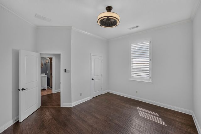 2204 Castle View Road, Mansfield, TX 76063