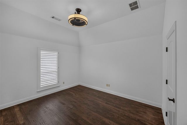 2204 Castle View Road, Mansfield, TX 76063