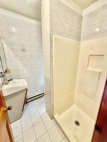 7 Parmenter 1, Boston, MA 02113