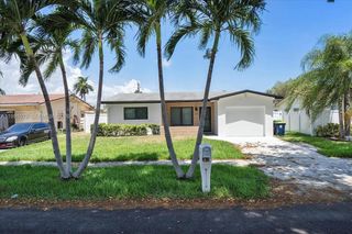 233 SE 4th Ter, Dania Beach, FL 33004