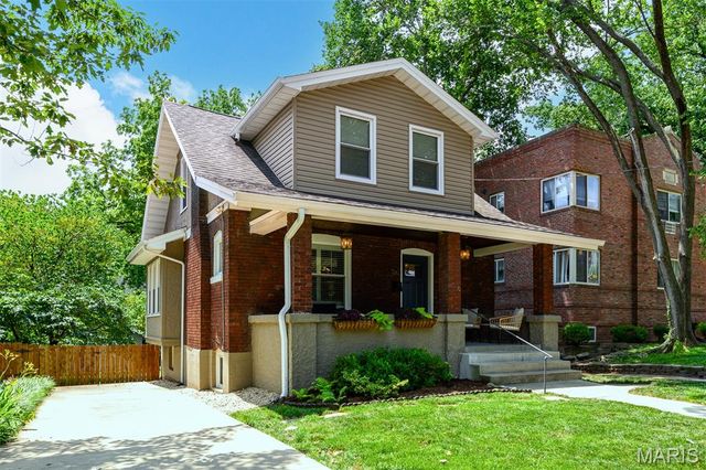 7242 Moller Avenue, Maplewood, MO 63143