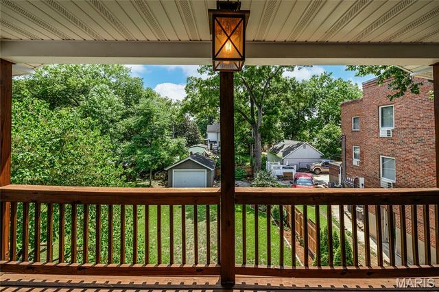7242 Moller Avenue, Maplewood, MO 63143