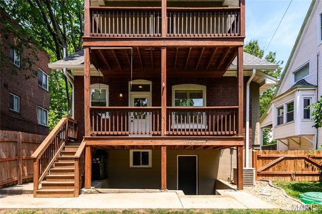 7242 Moller Avenue, Maplewood, MO 63143