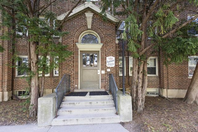 2821 Monroe Street, Madison, WI 53711