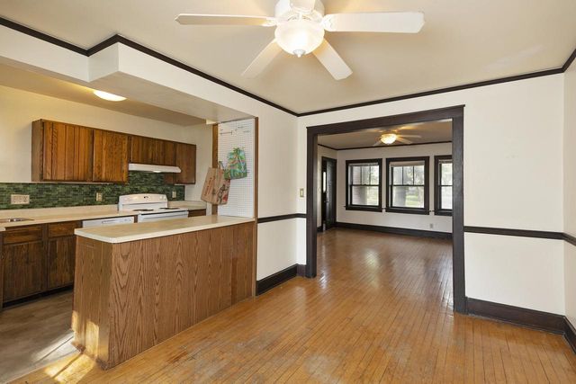 2821 Monroe Street, Madison, WI 53711