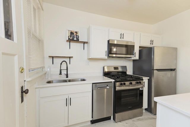 2821 Monroe Street, Madison, WI 53711