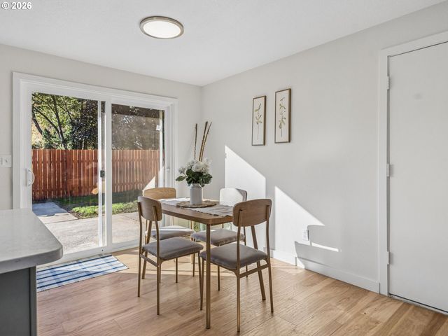 15532 Se LINCOLN St, Portland, OR 97233