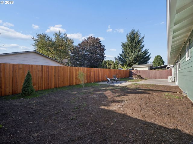 15532 Se LINCOLN St, Portland, OR 97233
