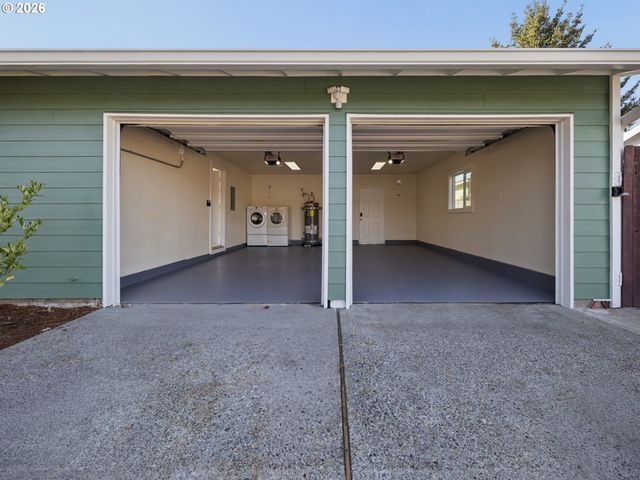 15532 Se LINCOLN St, Portland, OR 97233