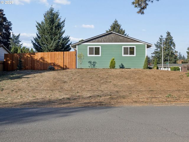 15532 Se LINCOLN St, Portland, OR 97233