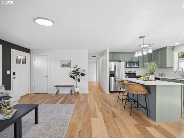 15532 Se LINCOLN St, Portland, OR 97233