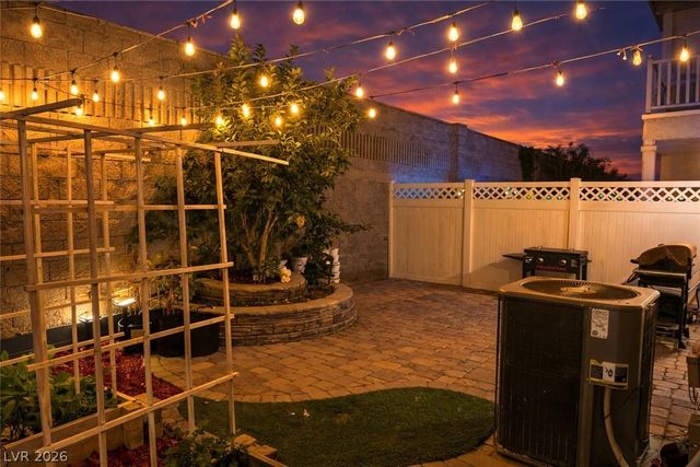 1628 Summer Blush Avenue, Las Vegas, NV 89183