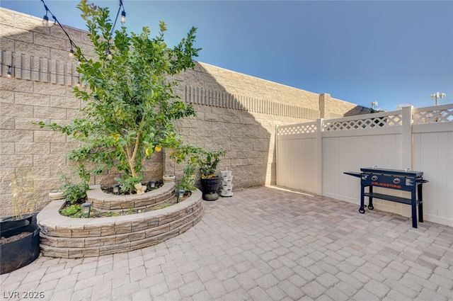 1628 Summer Blush Avenue, Las Vegas, NV 89183