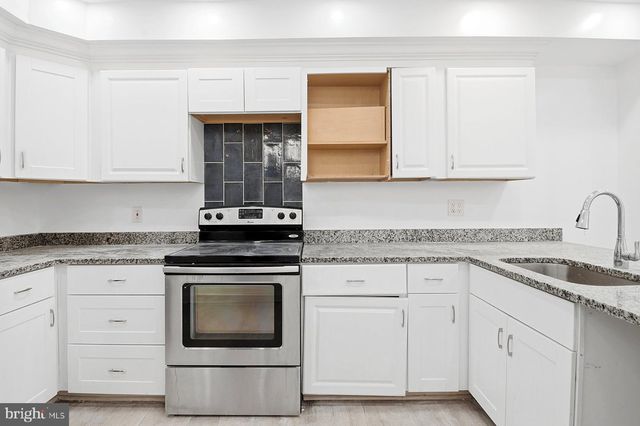 1530 GORSUCH AVE, Baltimore, MD 21218