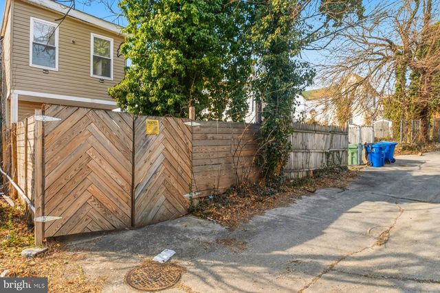 1530 GORSUCH AVE, Baltimore, MD 21218