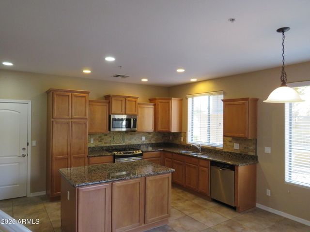 28822 N 20TH Lane, Phoenix, AZ 85085