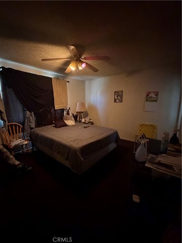 500 E Thornton Avenue, Hemet, CA 92543