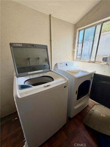 500 E Thornton Avenue, Hemet, CA 92543