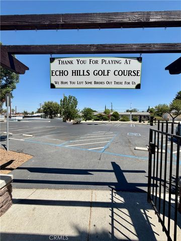 500 E Thornton Avenue, Hemet, CA 92543