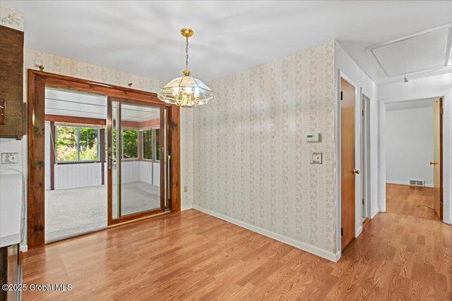 42 Brockley Drive, Bethlehem, NY 12054