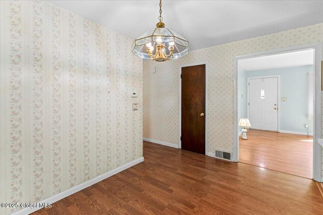 42 Brockley Drive, Bethlehem, NY 12054
