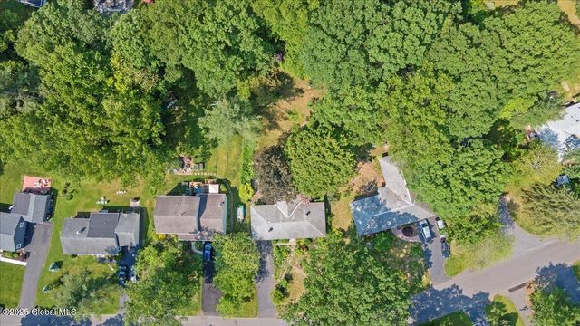 42 Brockley Drive, Bethlehem, NY 12054