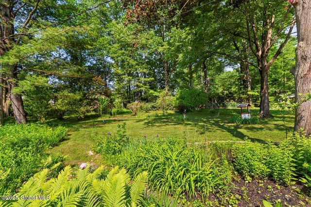 42 Brockley Drive, Bethlehem, NY 12054