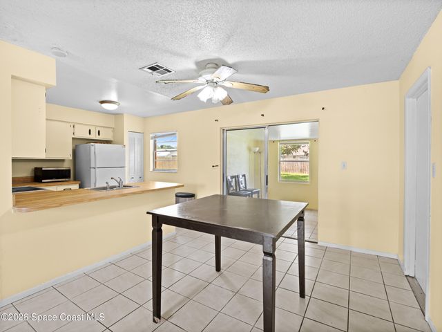 772 Antilles Road NE, Palm Bay, FL 32907