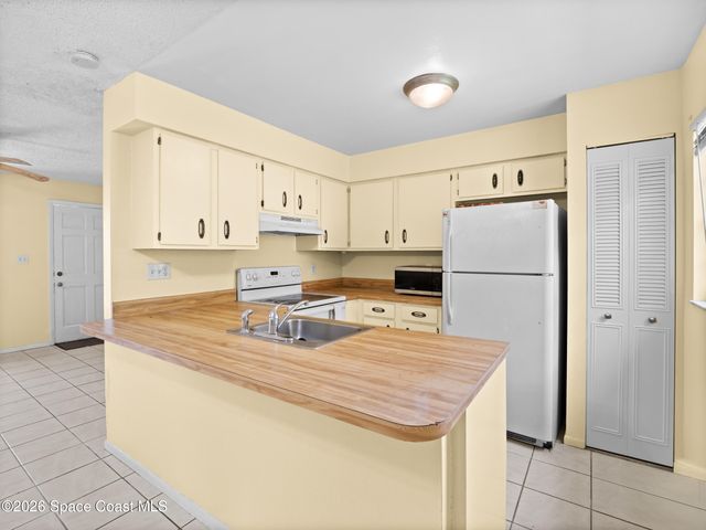 772 Antilles Road NE, Palm Bay, FL 32907