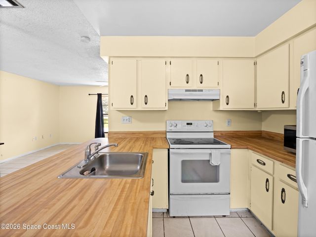 772 Antilles Road NE, Palm Bay, FL 32907