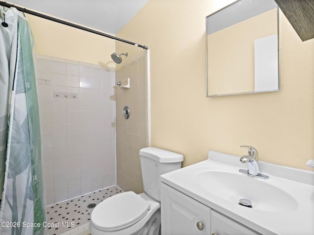 772 Antilles Road NE, Palm Bay, FL 32907