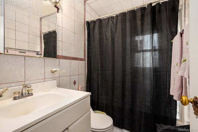188 Beechwood Avenue, Roosevelt, NY 11575