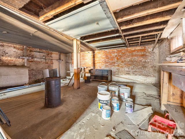 55 S Trade Street, Tryon, NC 28782