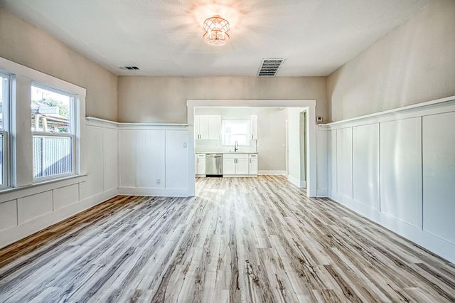 827 B Street, Fresno, CA 93706