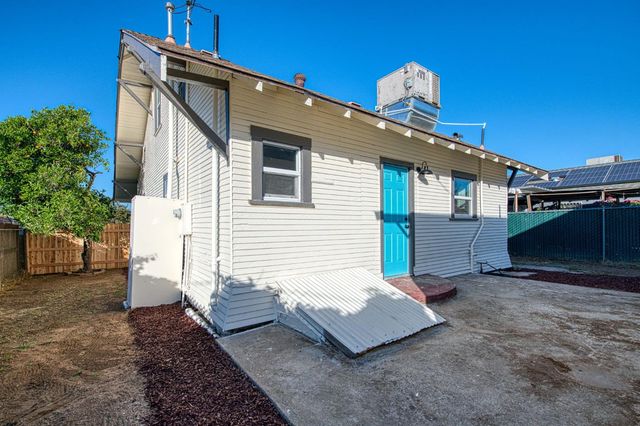 827 B Street, Fresno, CA 93706