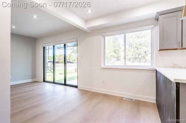 27426 Marshall Street, Southfield, MI 48076