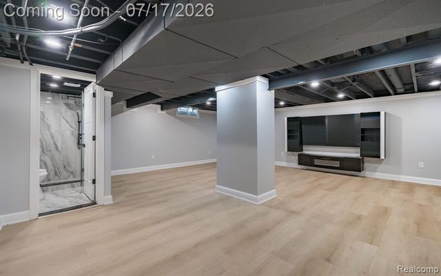 27426 Marshall Street, Southfield, MI 48076