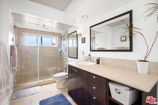 432 S Hamel Road 302, Los Angeles, CA 90048