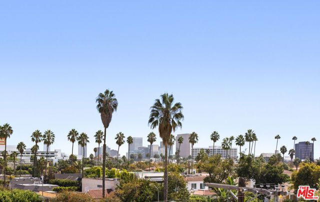 432 S Hamel Road 302, Los Angeles, CA 90048