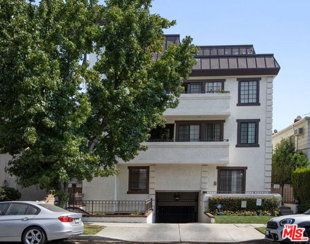 432 S Hamel Road 302, Los Angeles, CA 90048