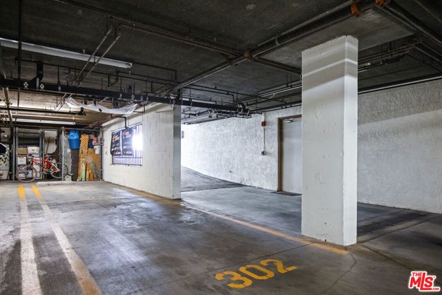 432 S Hamel Road 302, Los Angeles, CA 90048