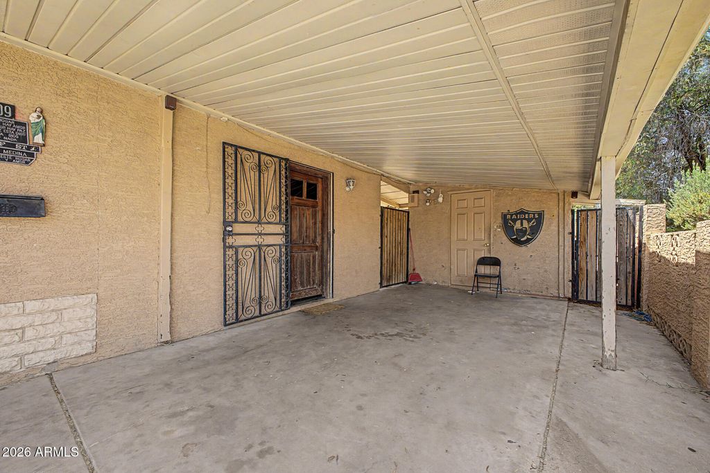 6909 W Wolf Street, Phoenix, AZ 85033 — photo 3